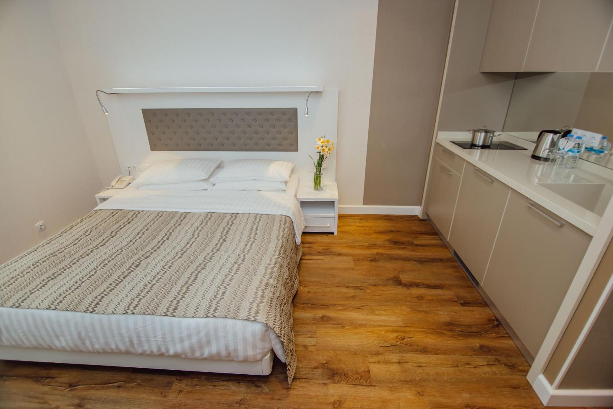 Sunshine Apartments Batumi Exterior foto