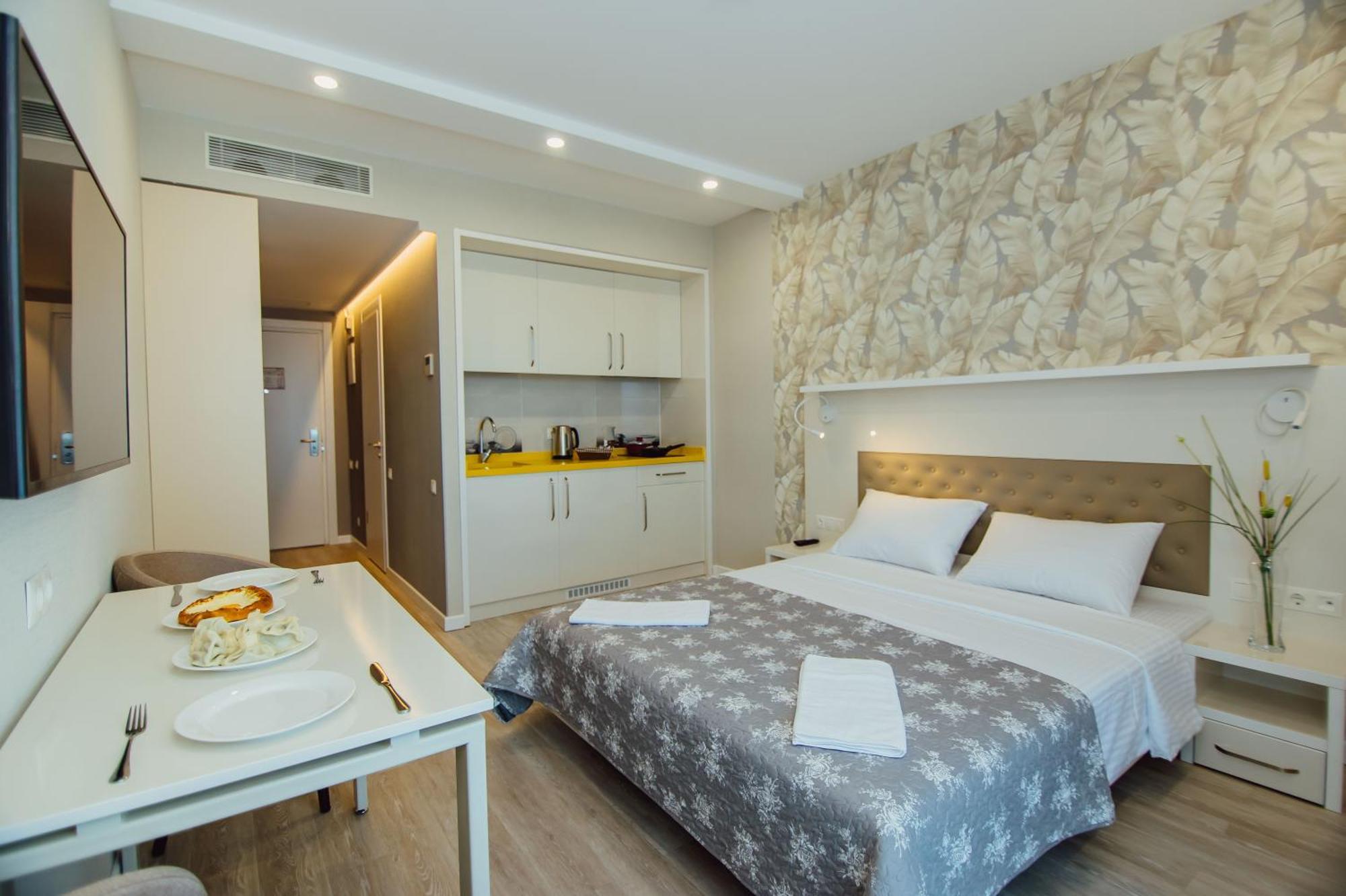 Sunshine Apartments Batumi Exterior foto